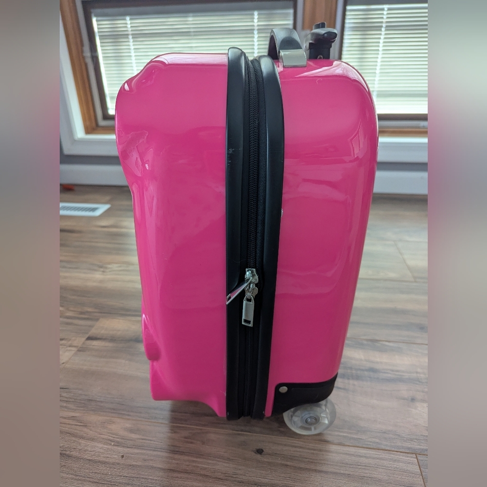 Pink Hello Kitty Face Roller Suitcase With Top Handle And Extended Roller Handle - Picture 4 of 12